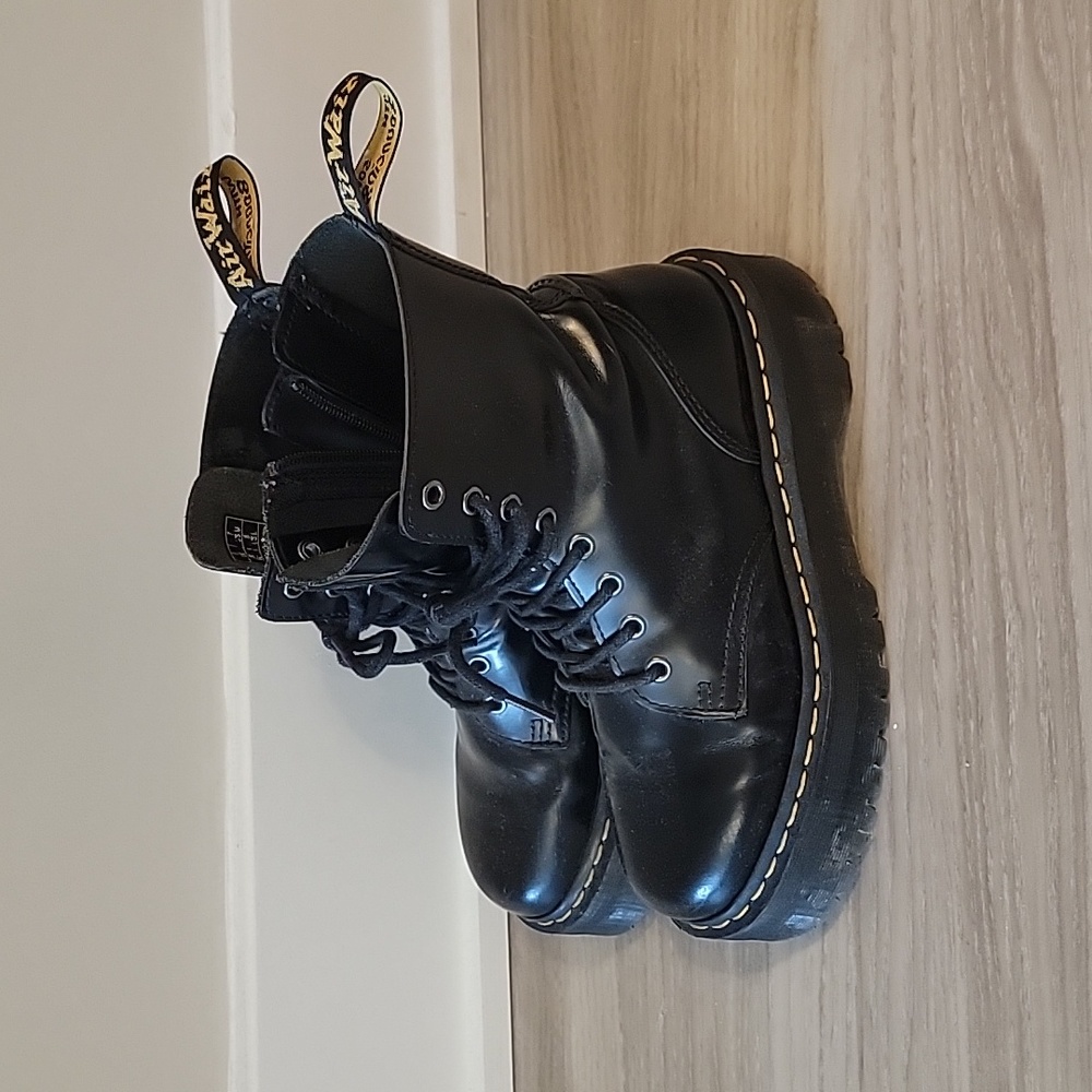 Doc Marten Jadons
